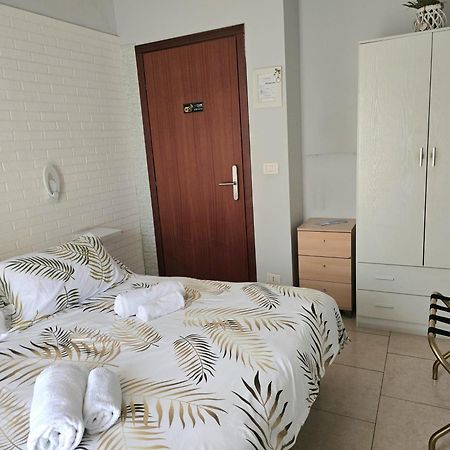 La Casa Dei Sogni Hotel Gallico Bagian luar foto